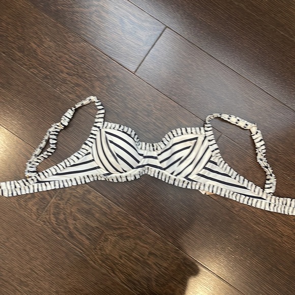 Tory Burch sail navy striped bikini top size XS NWOT - Picture 7 of 8